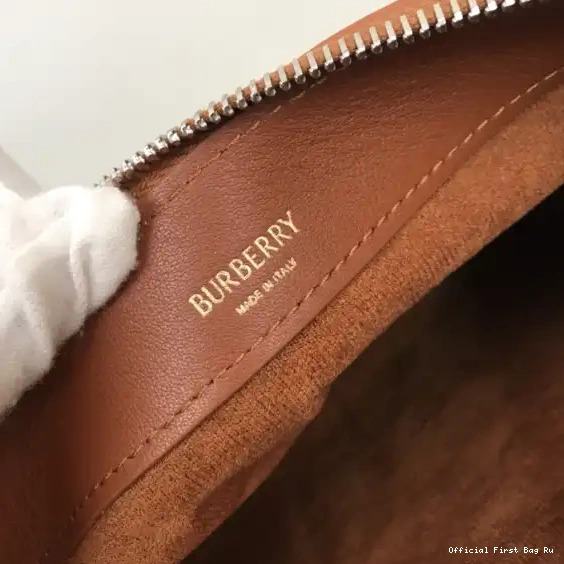 Official First Bag Ru Knight Bag-24*8*23cm Small BURBERRY 0508